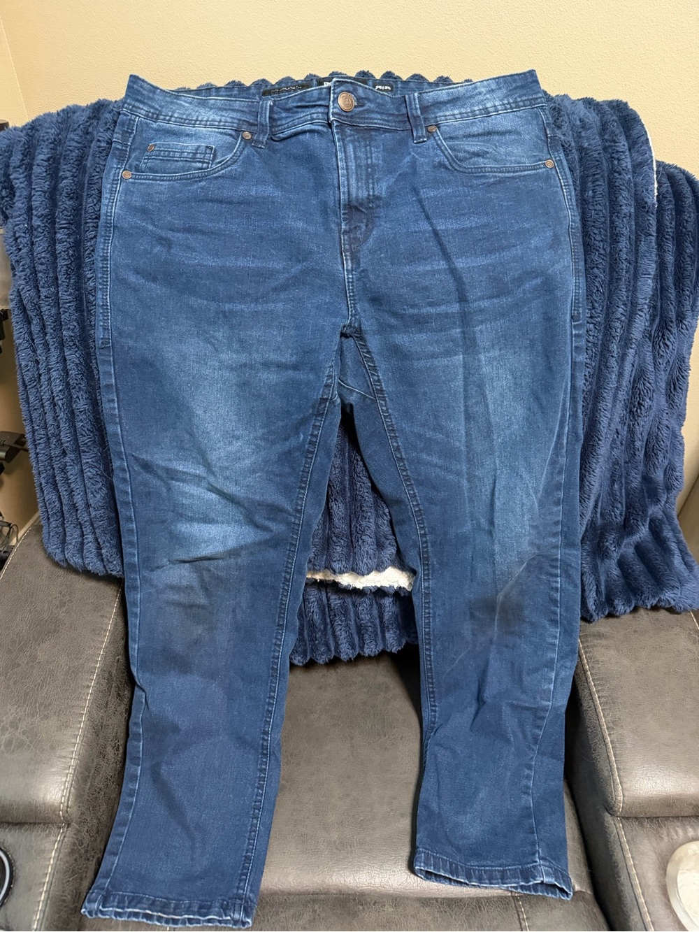 Men's Straight Dark Blue Denim Jeans